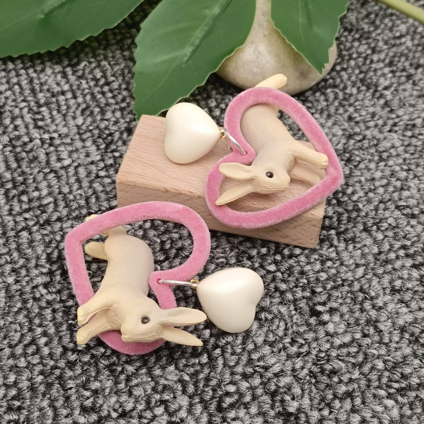 YK - Resin Rabbit Plush Heart Charm Dangle Earrings