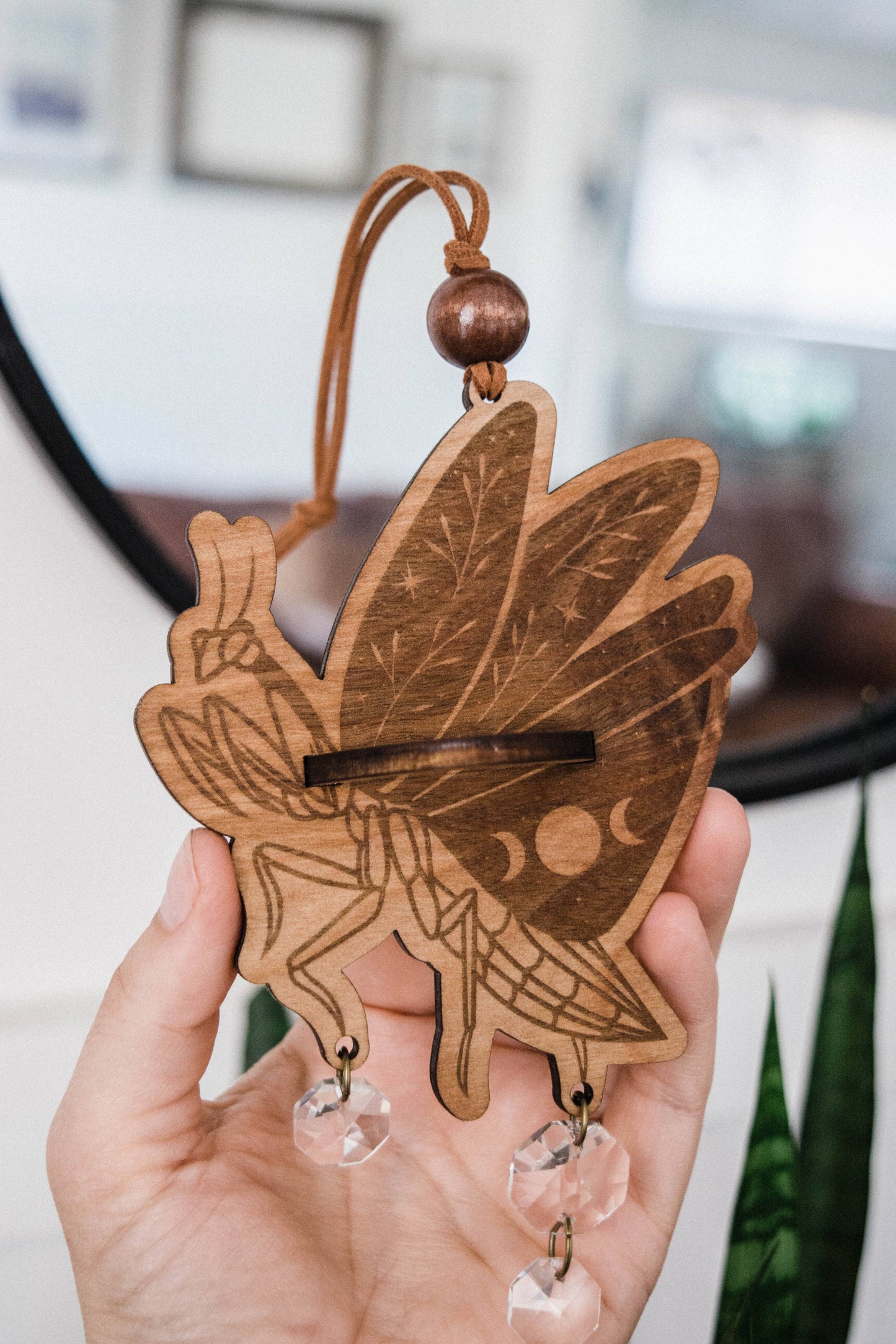 Praying Mantis Airplant Holder Hanging Mini Suncatcher : Without Airplant / Stained Black