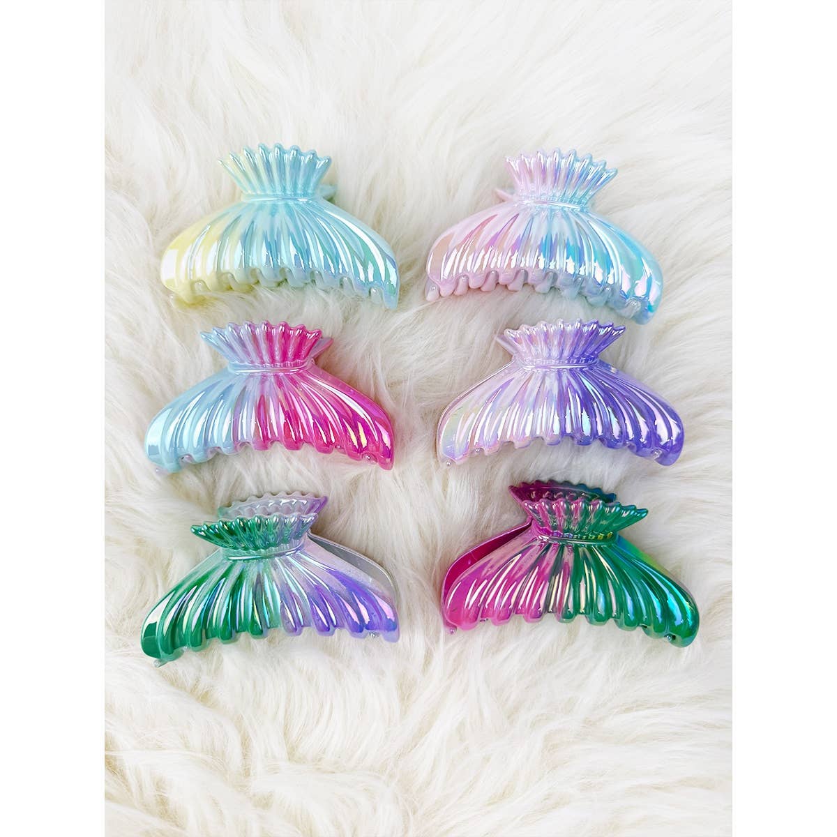 Mermaids Favorite Shell Hair Claws Clips: MIX COLOR / ONE