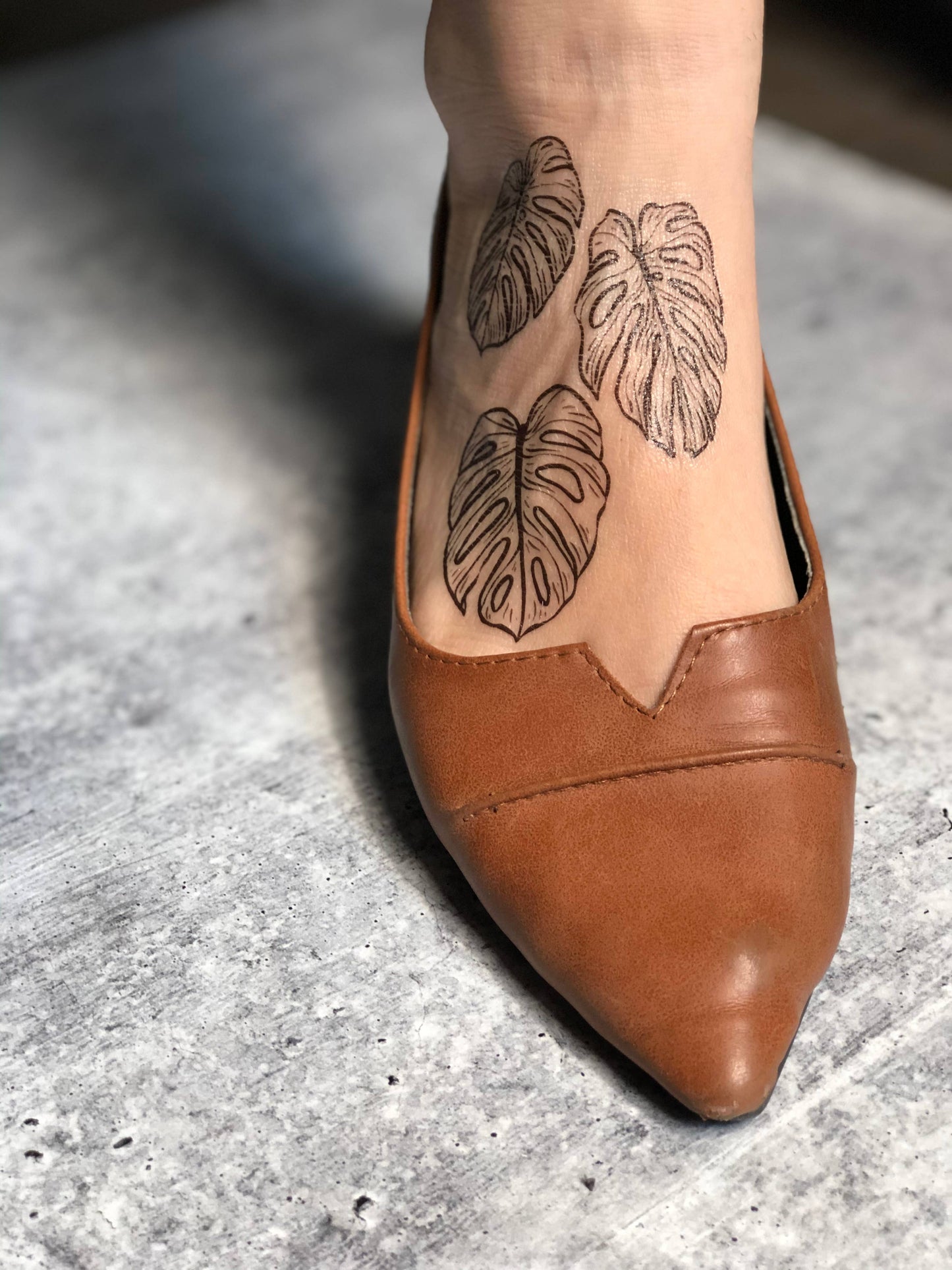 Monstera Leaves Temporary Tattoo: 1-Pack