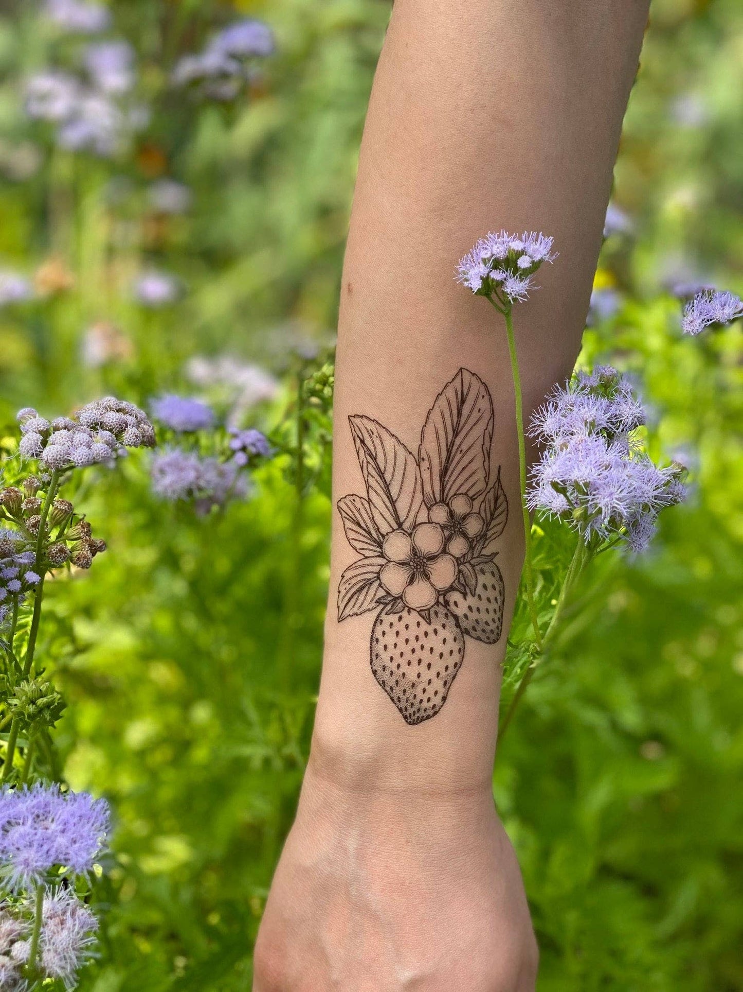 Strawberry Temporary Tattoo: 1 Pack