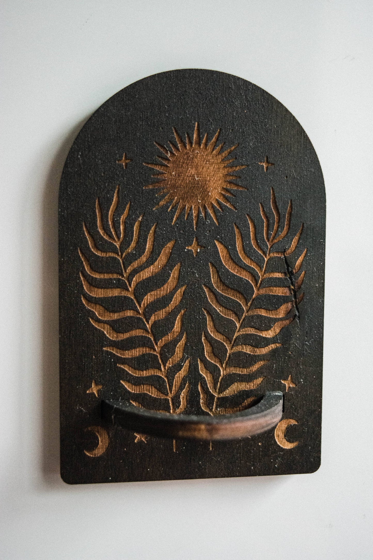 Sun, Moon, Stars & Ferns Wooden Airplant Holder Magnet: Without Airplant / Natural Wood