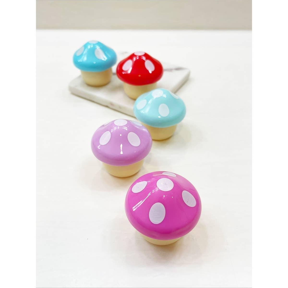 Cute Mushroom Lip Balm: MIX COLOR / ONE