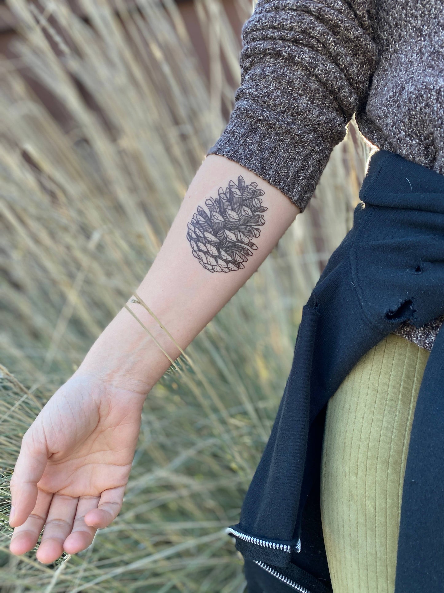 Pinecone Temporary Tattoo: 1-Pack