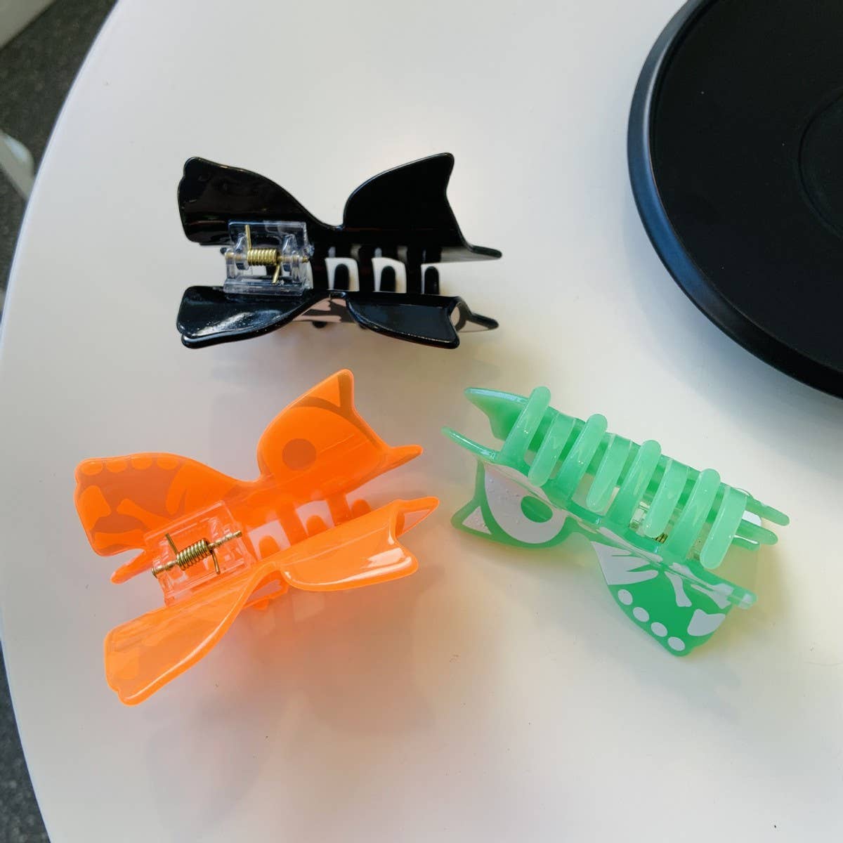 Glow Skull Pumpkin Acetate Hair Claw – 8.3cm Clip_CWASC1590: Black / (OS) 1