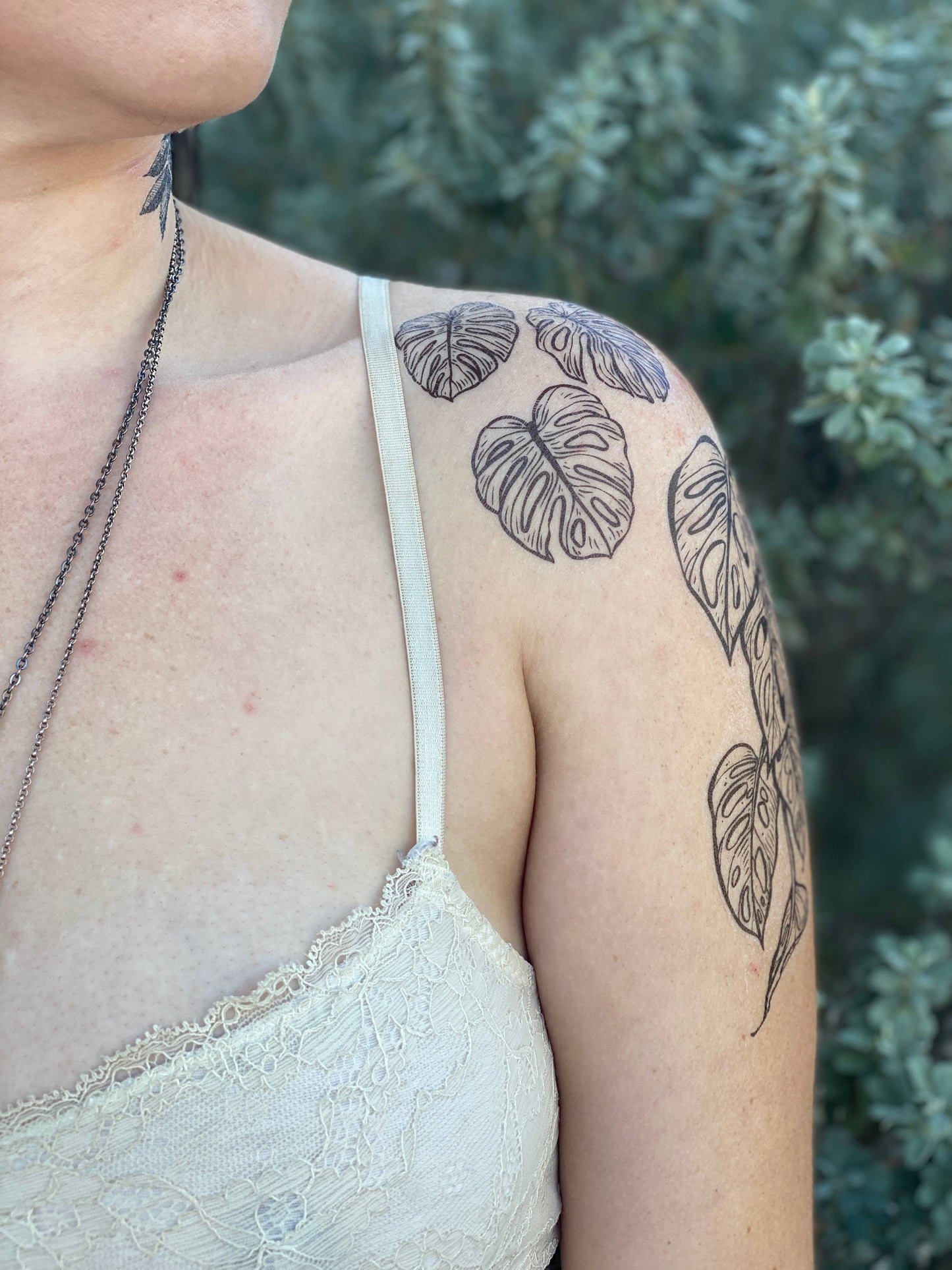 Monstera Leaves Temporary Tattoo: 1-Pack