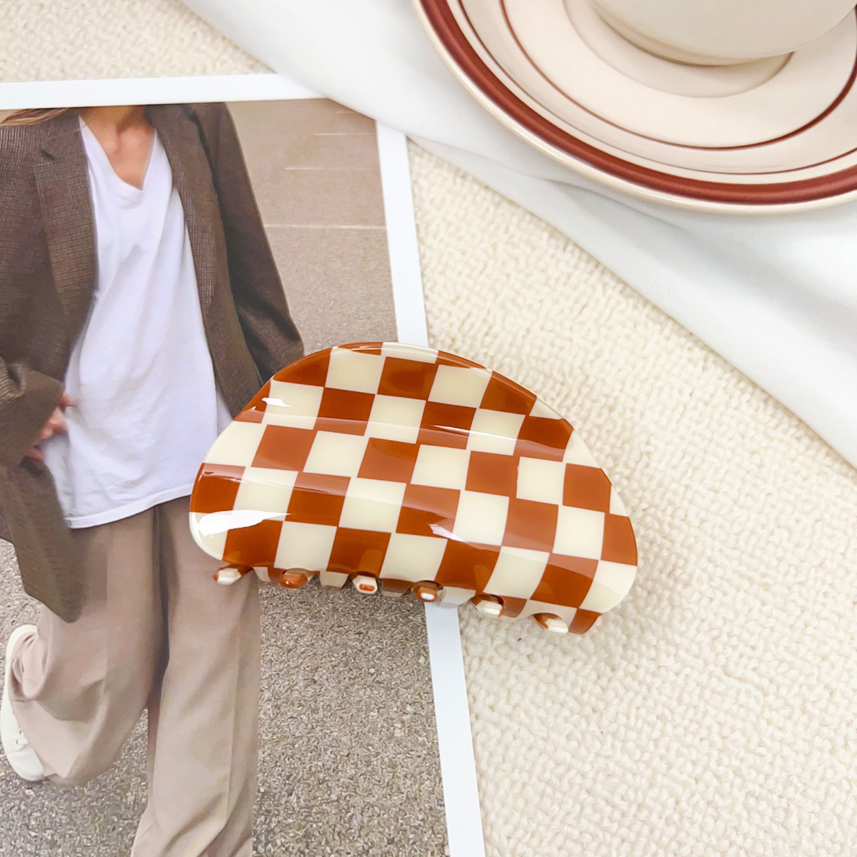 Checkerboard Hair Claw – Candy Color Acetate Look_CWMM10084