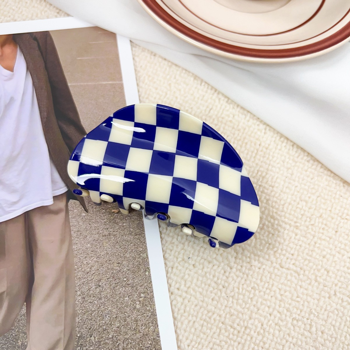 Checkerboard Hair Claw – Candy Color Acetate Look_CWMM10084