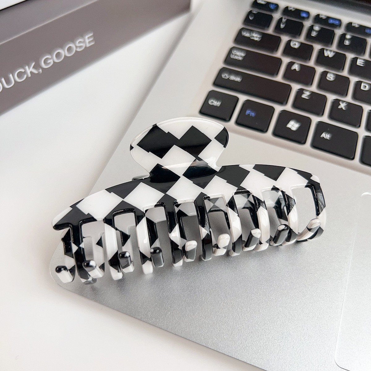 Checkerboard Hair Claw – Candy Color Acetate Look_CWMM10084