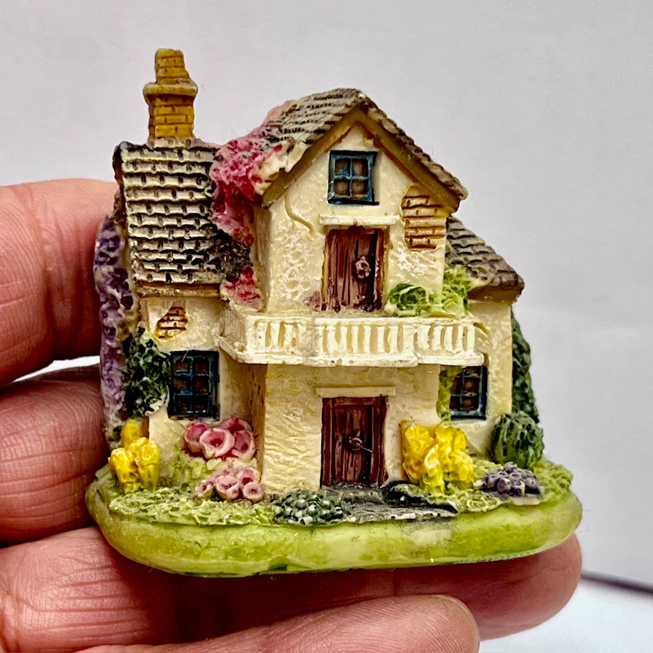 Garden Miniature House Figurines-4