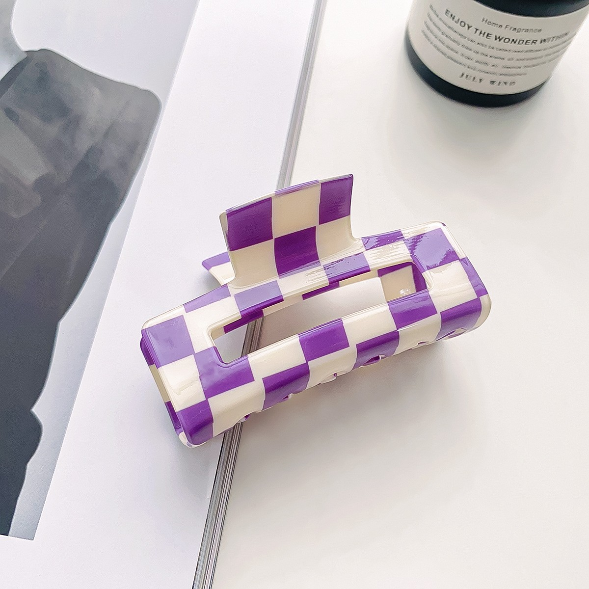 Checkerboard Hair Claw – Candy Color Acetate Look_CWMM10084