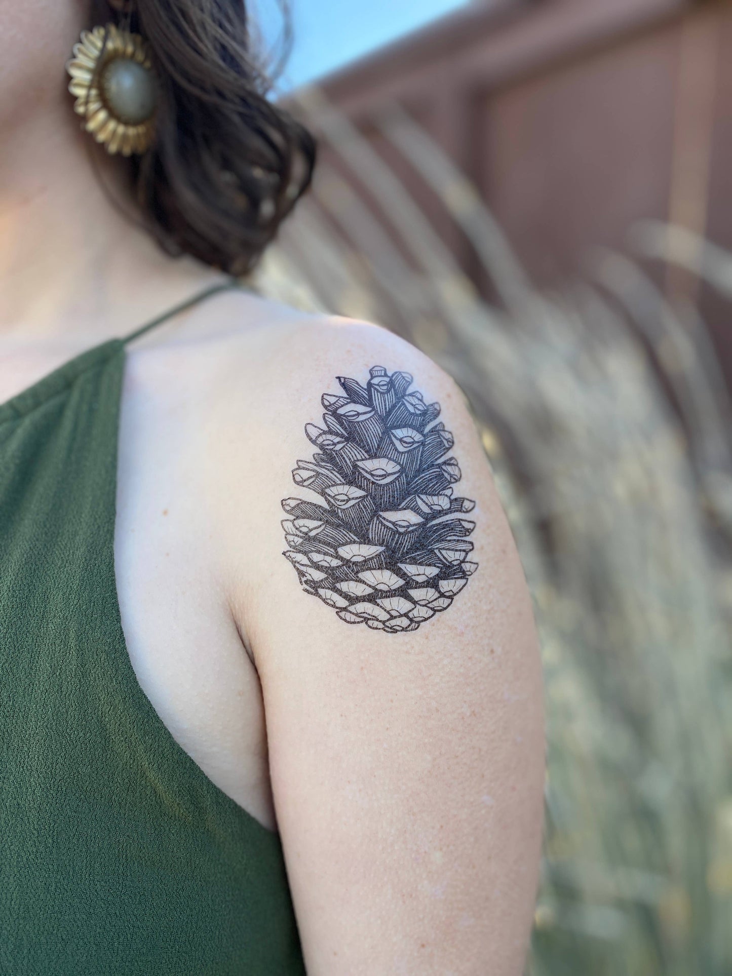 Pinecone Temporary Tattoo: 1-Pack