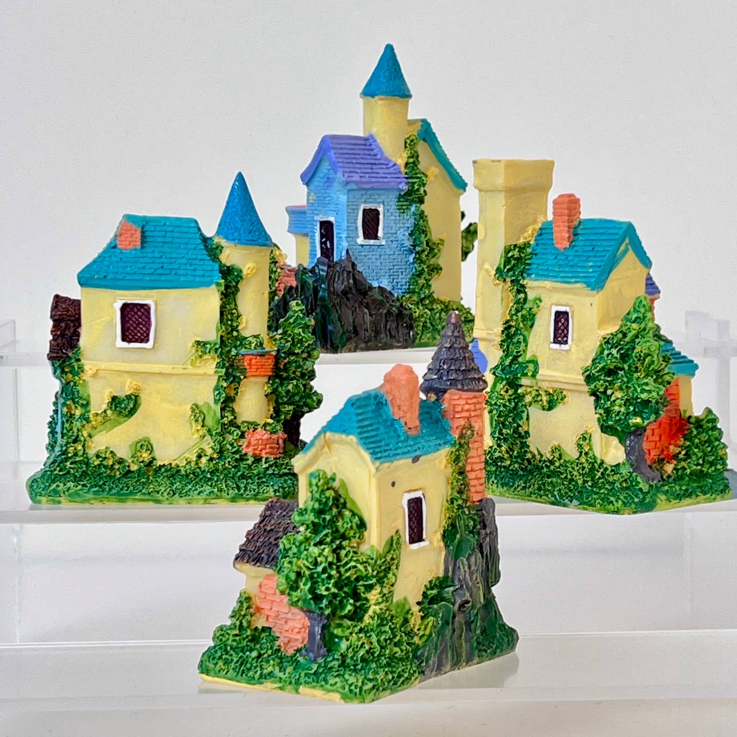 Mansions Miniature House Figurines-4