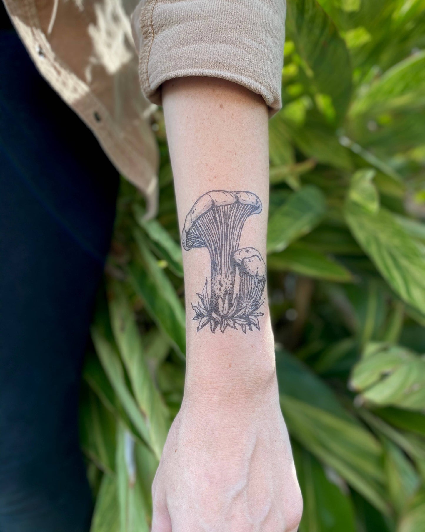 Chanterelle Mushroom Temporary Tattoo: 1-Pack