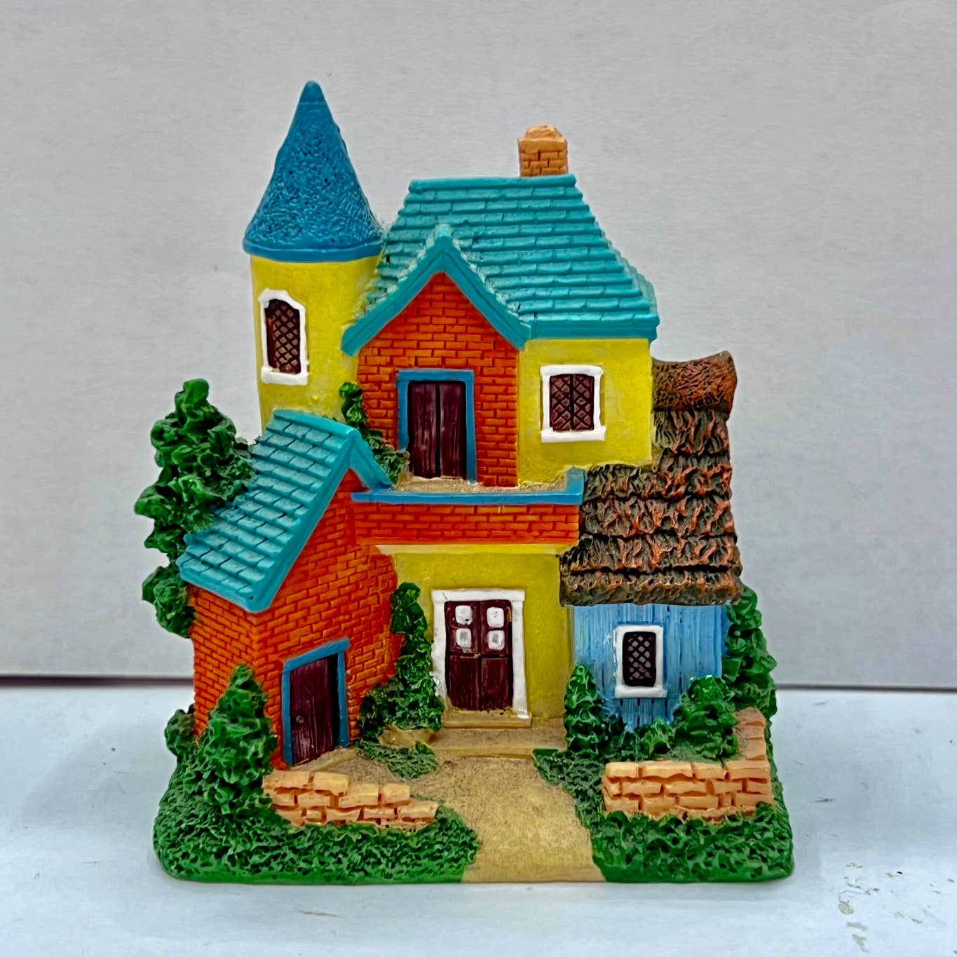 Mansions Miniature House Figurines-4