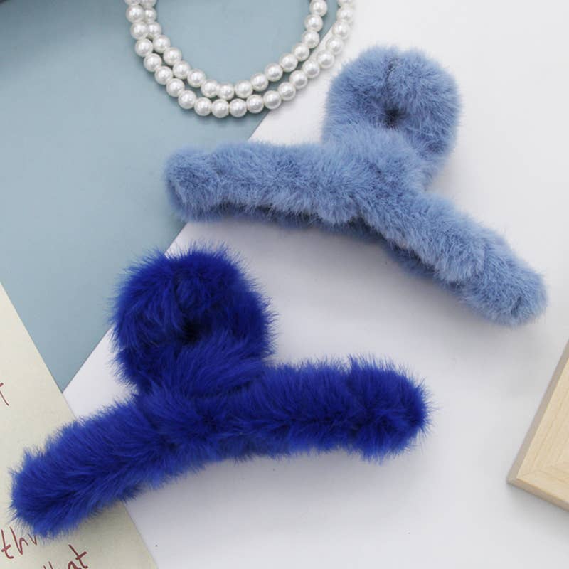 MULTICOLOR FAUX FUR HAIR CLAW CLIP TWIST