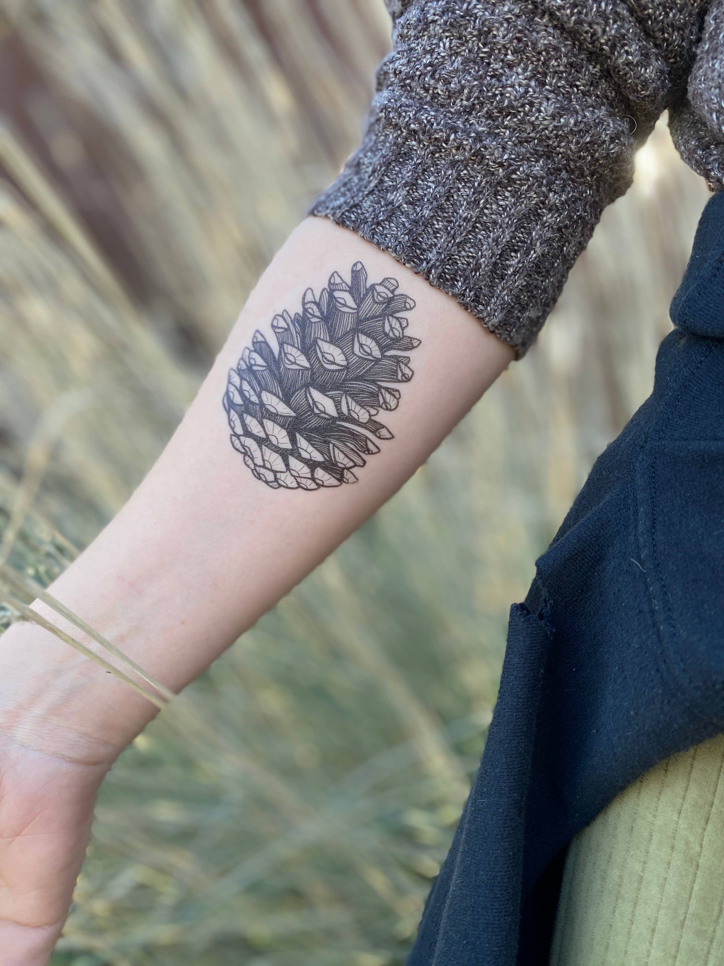 Pinecone Temporary Tattoo: 1-Pack