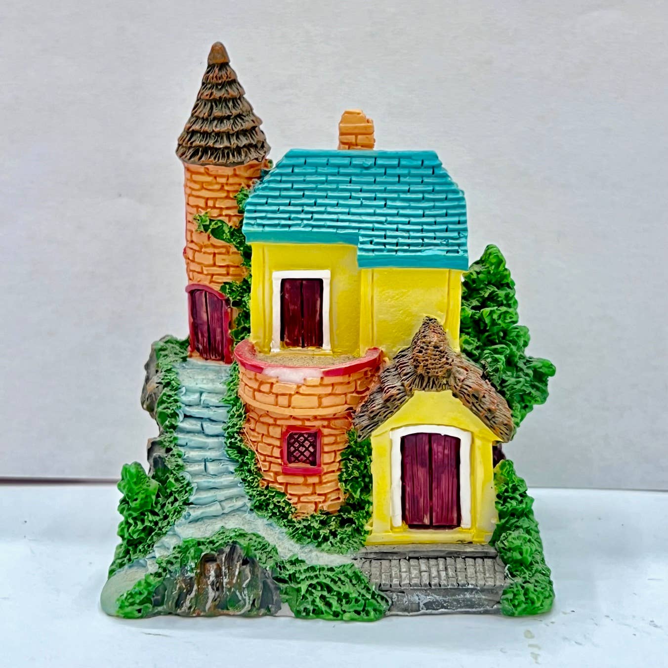 Mansions Miniature House Figurines-4