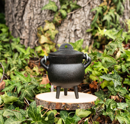 Cauldron 3.5" inch Plain Cast Iron Cauldron with Lid
