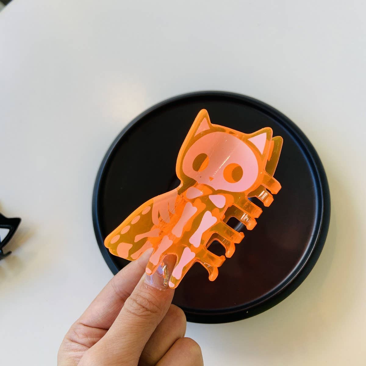 Glow Skull Pumpkin Acetate Hair Claw – 8.3cm Clip_CWASC1590: Black / (OS) 1