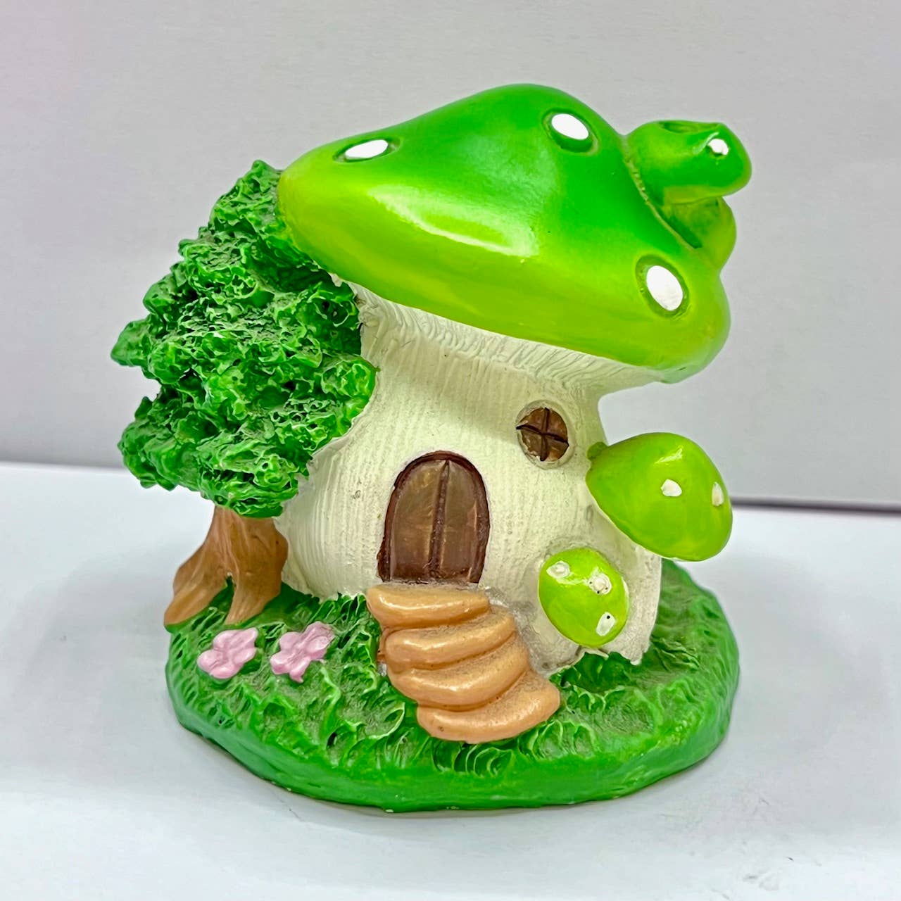 Mushroom Miniature House Figurines-4