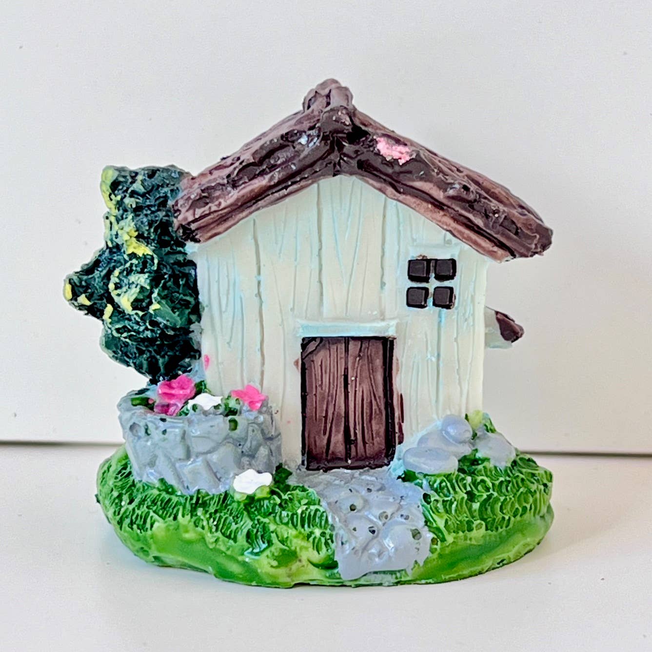 Shack Miniature House Figurines-4
