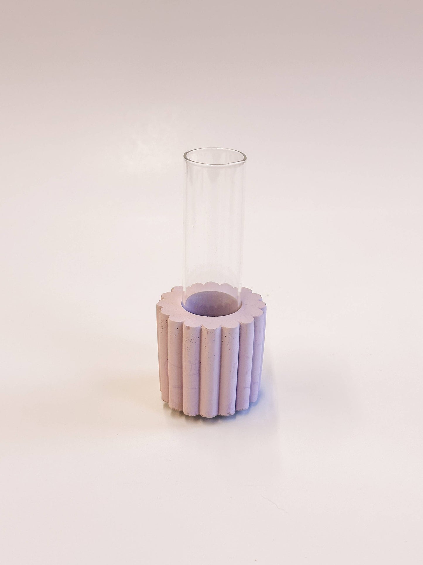 Scallop Concrete Propagation Vase Tube Station