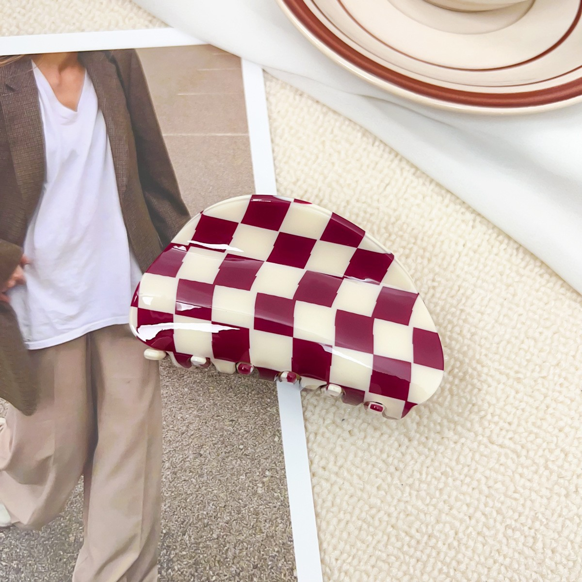 Checkerboard Hair Claw – Candy Color Acetate Look_CWMM10084