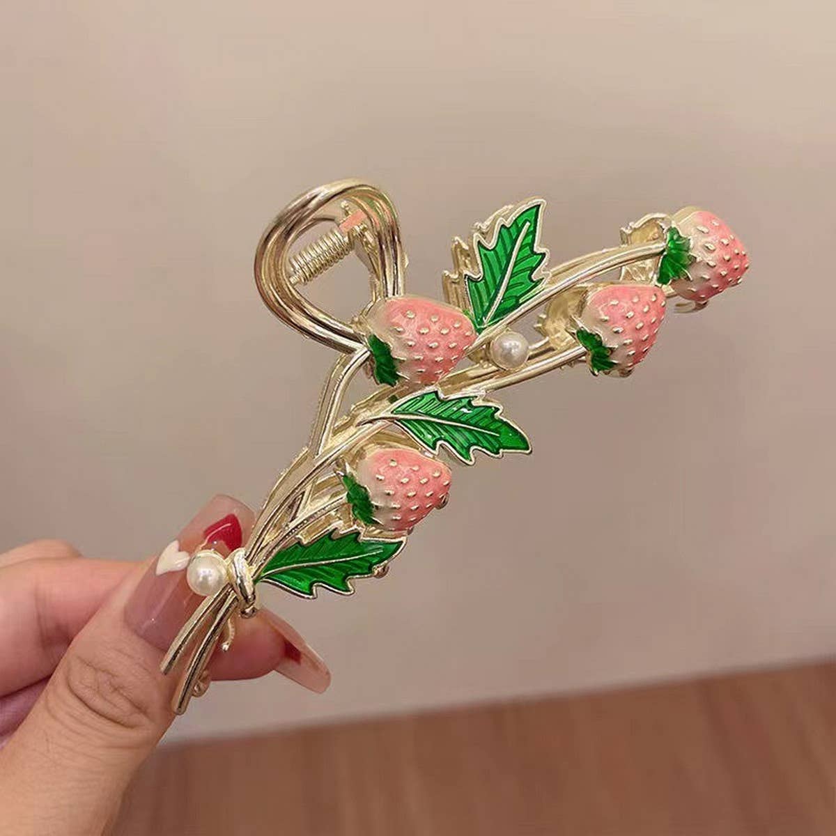 Strawberry Hair Claw Clip for Women, Large & Cute_CWAHA0539