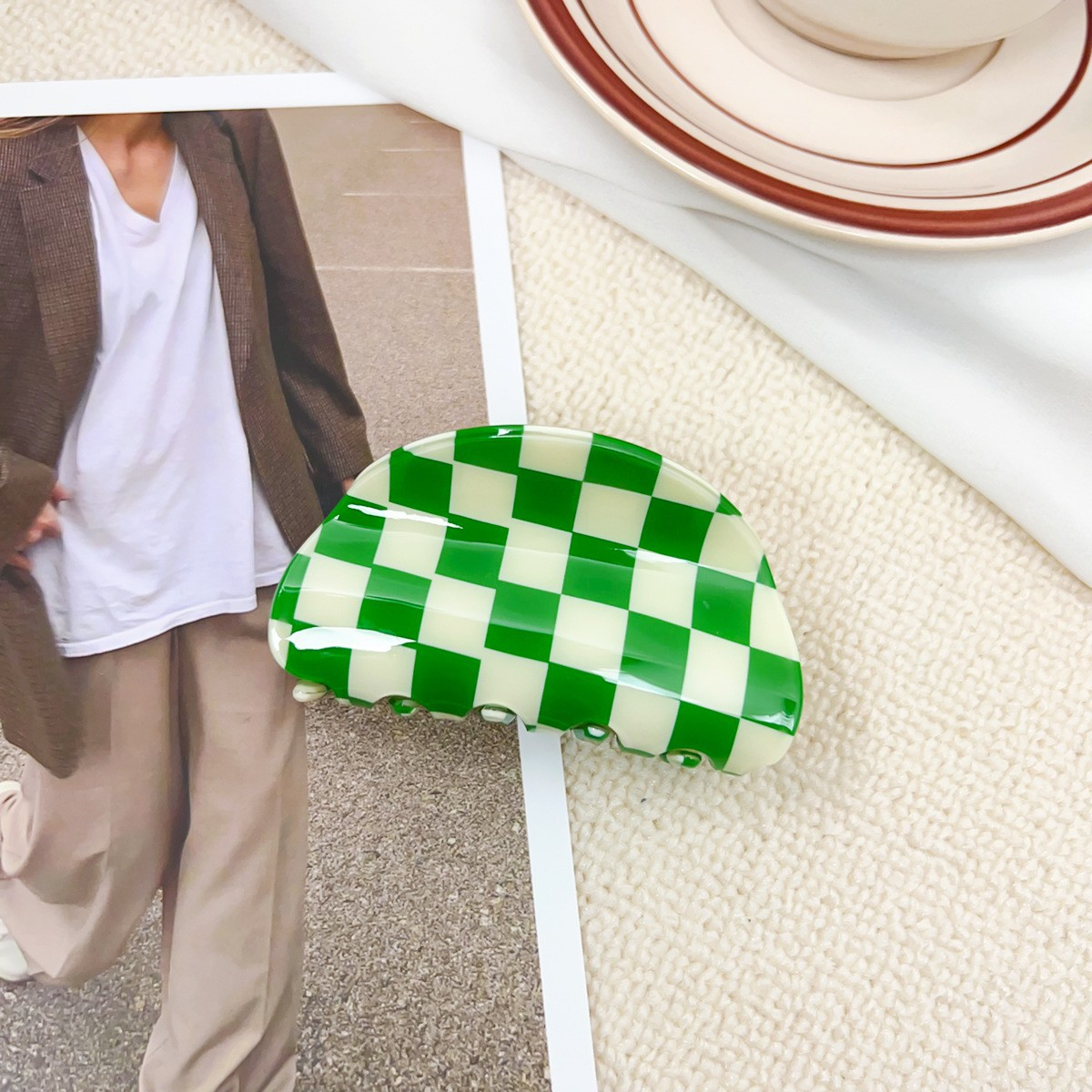 Checkerboard Hair Claw – Candy Color Acetate Look_CWMM10084