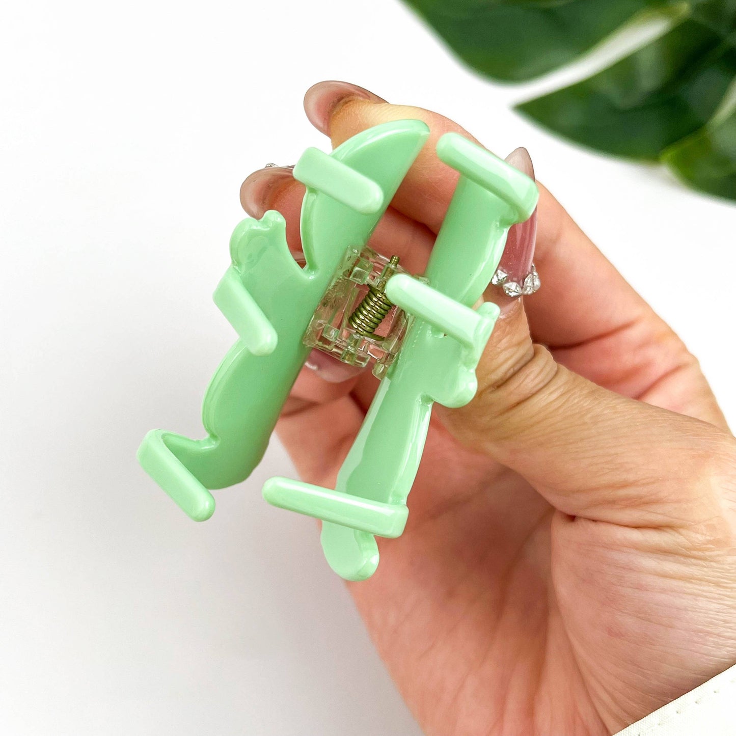 Cute Alien Hug Hair Claw Clip, Creative Hair Clips