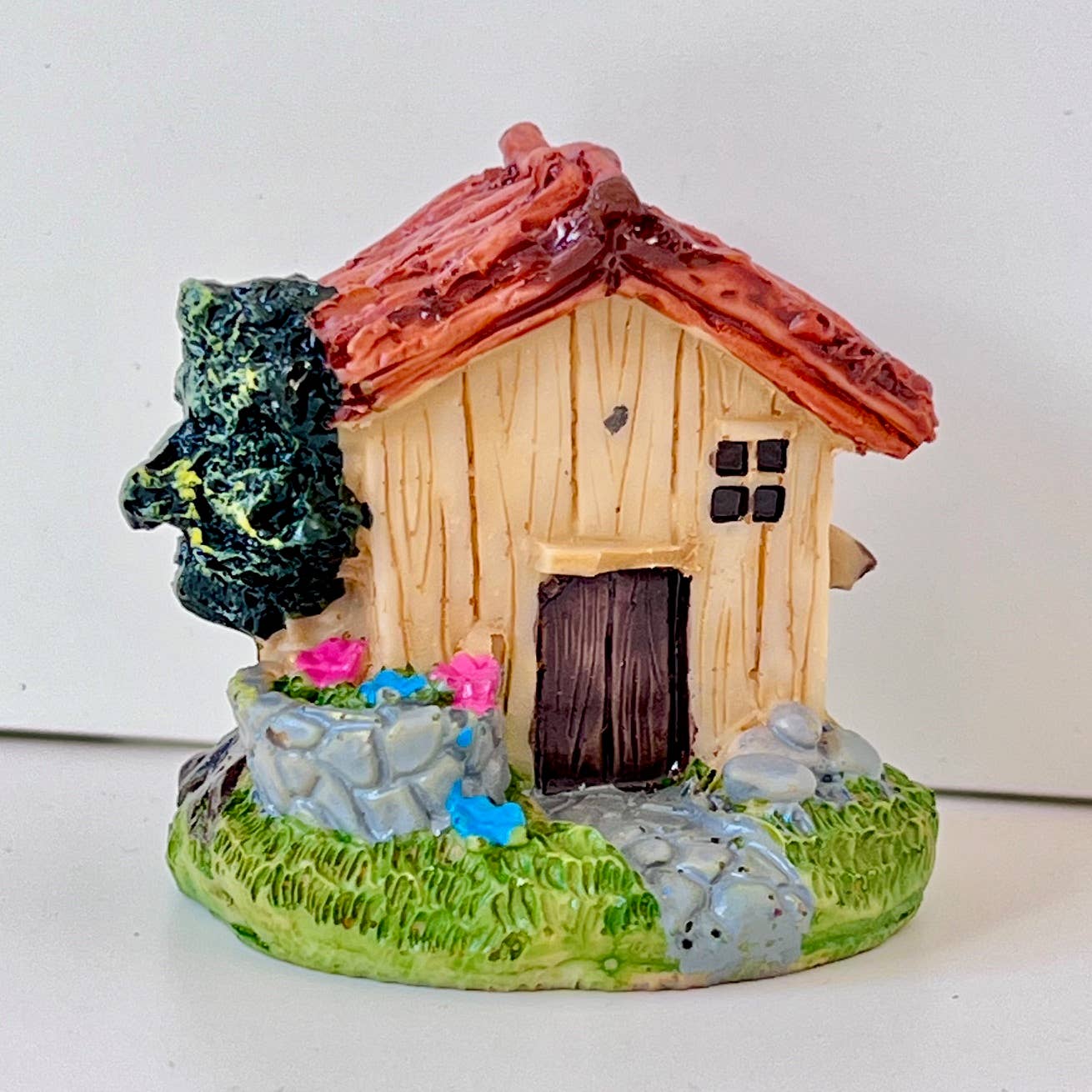 Shack Miniature House Figurines-4