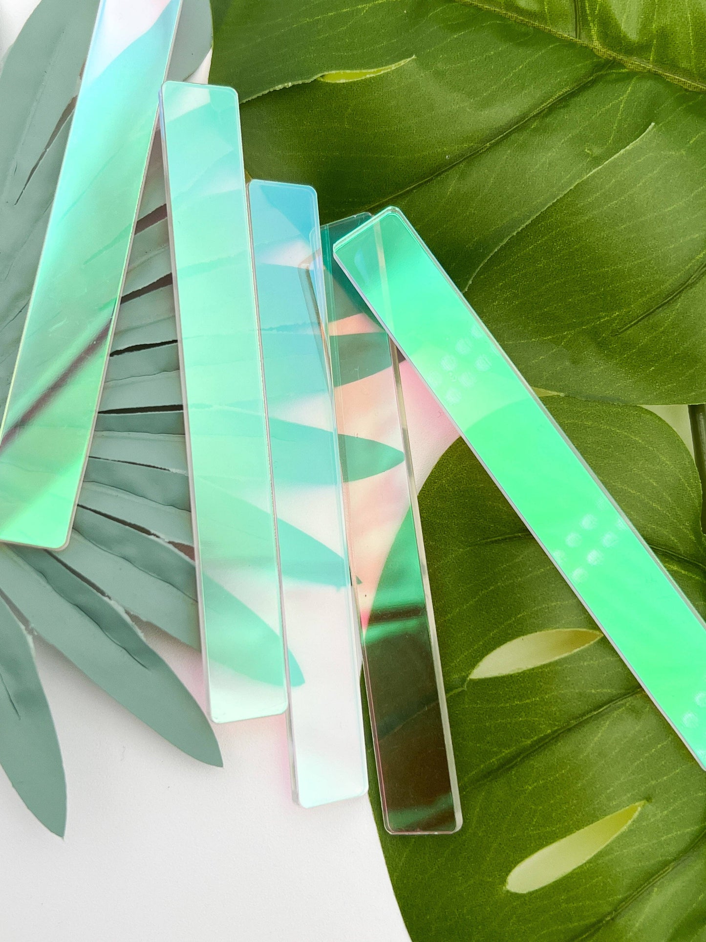 Iridescent Acrylic Plant Tags (Set of 25)