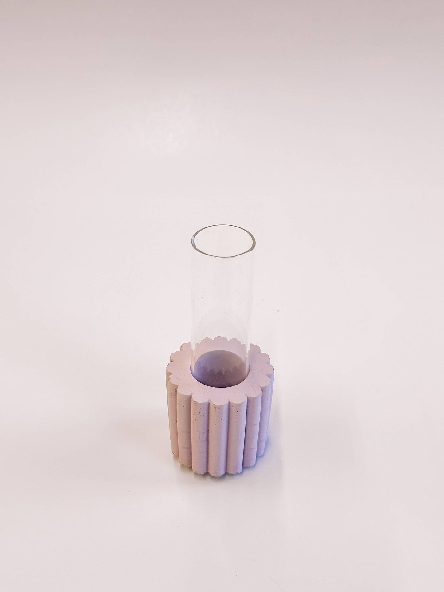 Scallop Concrete Propagation Vase Tube Station