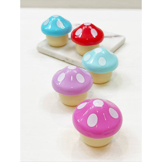 Cute Mushroom Lip Balm: MIX COLOR / ONE